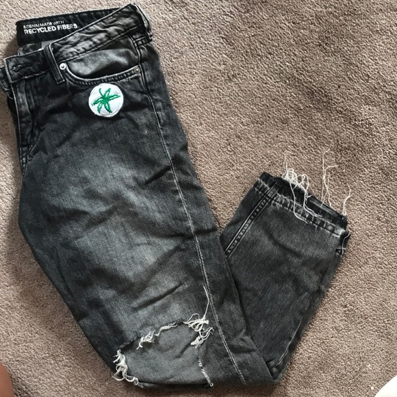 Urban Outfitters Ohio State Jeans - Picture 1 of 3